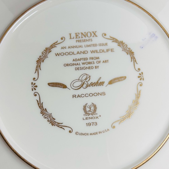 Lenox Limited Edition Woodland and Wildlife Raccoons 1973 Gold Collectors Plate - Picture 3 of 4